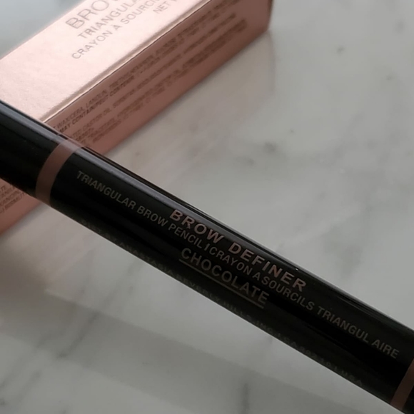Anastasia brow definer color chocolate - Picture 2 of 3